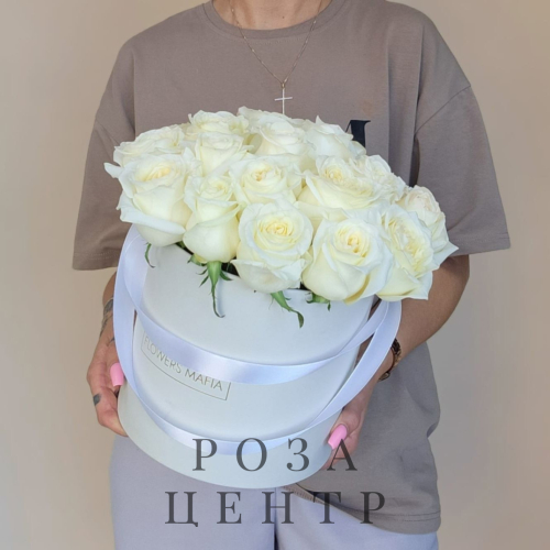 21 белая роза в коробке