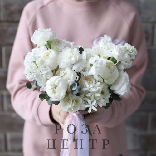 Свадебный букет в форме сердца №964
