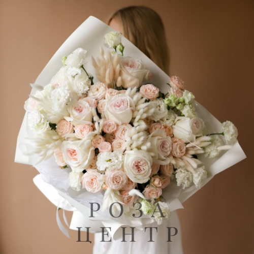 Авторский букет в нежных тонах